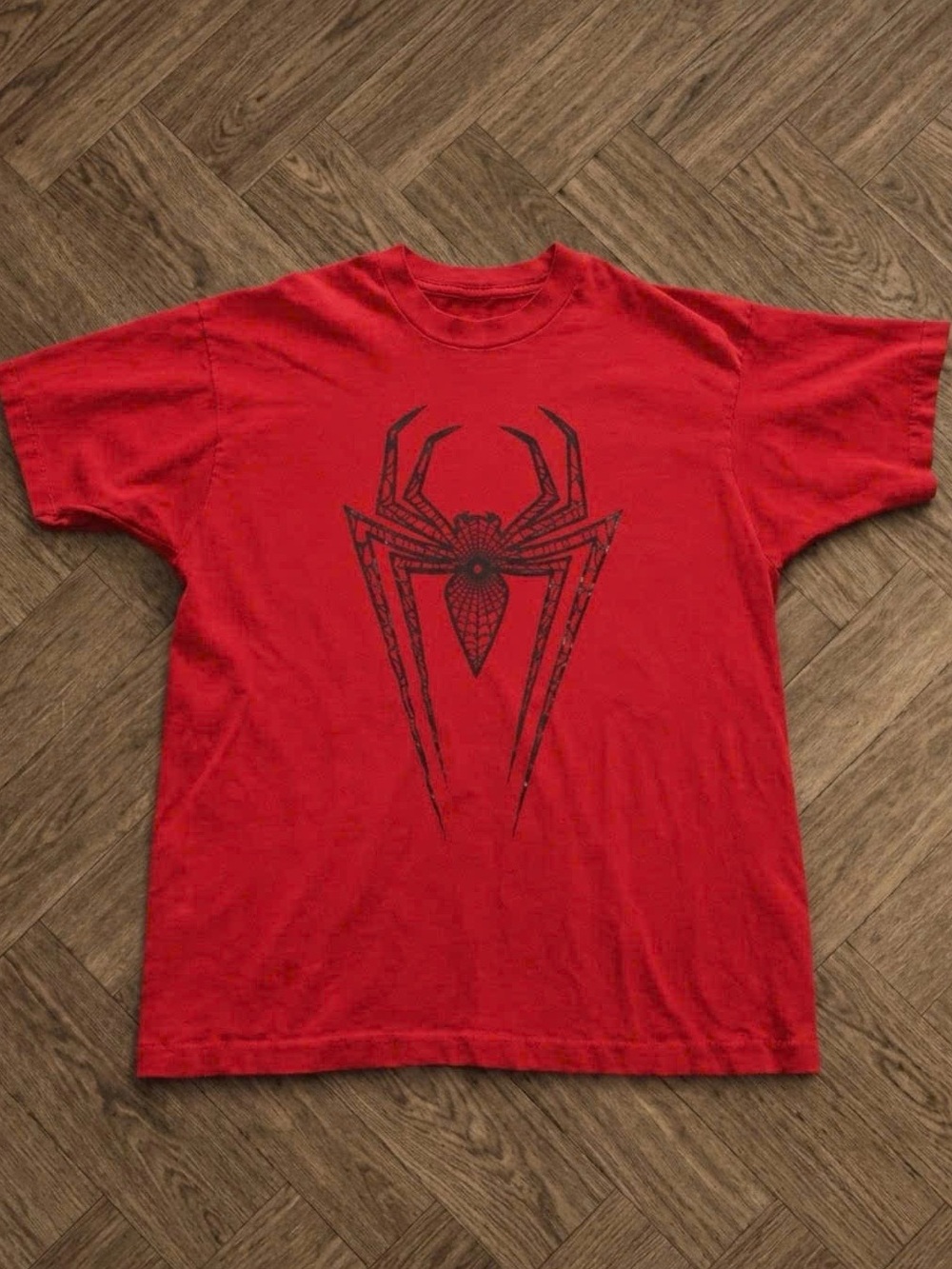 Men's Red Short-Sleeve Spider Graphic Tee